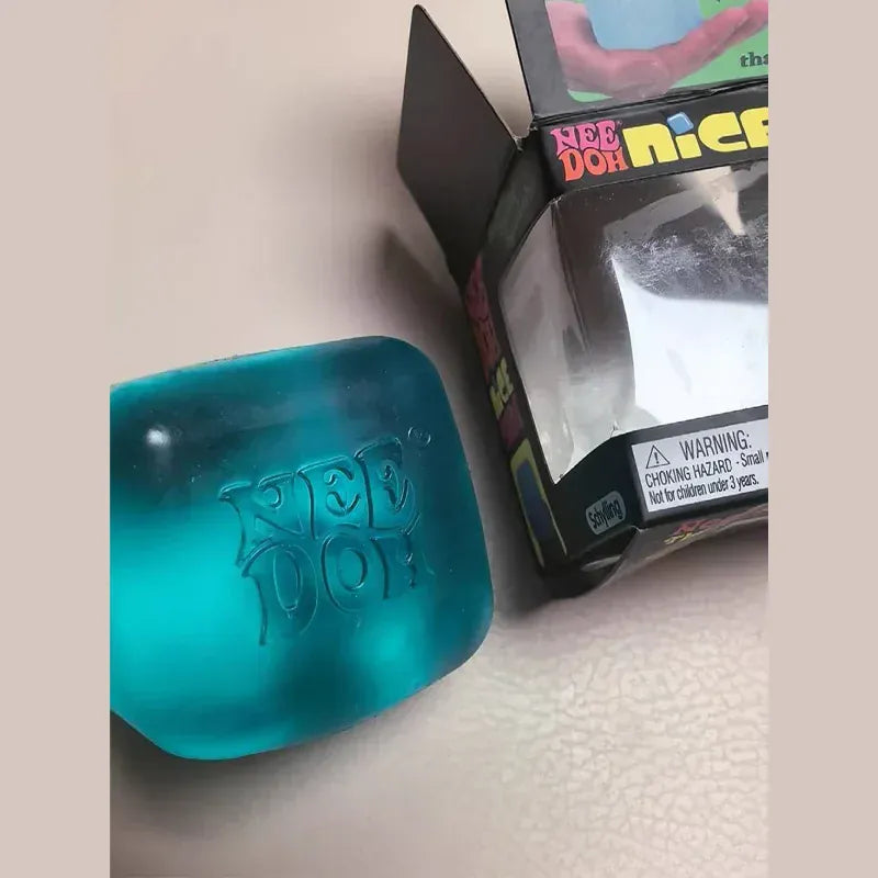 Schylling Needoh Nice Cube Sensory Toys Stress Relieving Blocks Pinching Relieving Puzzle Solving Venting Children Souvenir